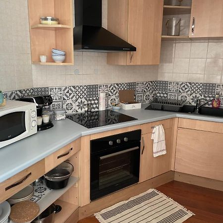 Appartement 2 Chambres Avec Parking Prive Gratuit Dijon Ngoại thất bức ảnh